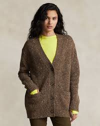 Photo 1 of Women's V Neck Sweater A.N.A ( size 2xl ) 
