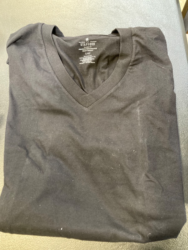 Photo 1 of Stafford Men's Heavy Weight 100% Cotton V-Neck T-Shirt Black ( size L-XT ) 