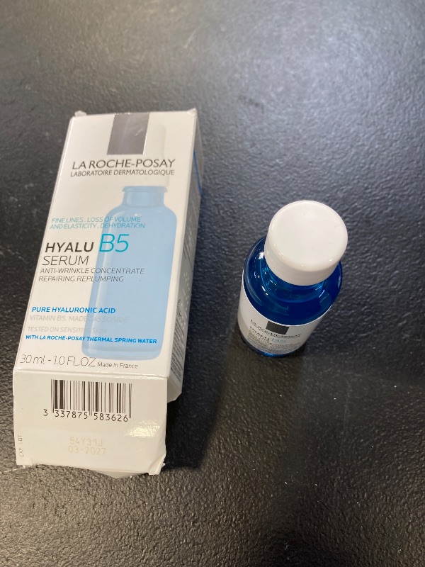 Photo 1 of La Roche-Posay Hyalu B5 Pure Hyaluronic Acid Serum for Face, Vitamin B5 + Hyaluronic Acid + Madecassoside, Hydrating Serum Visibly Plumps Skin, Sensitive Skin Safe, Anti Aging, Oil-Free