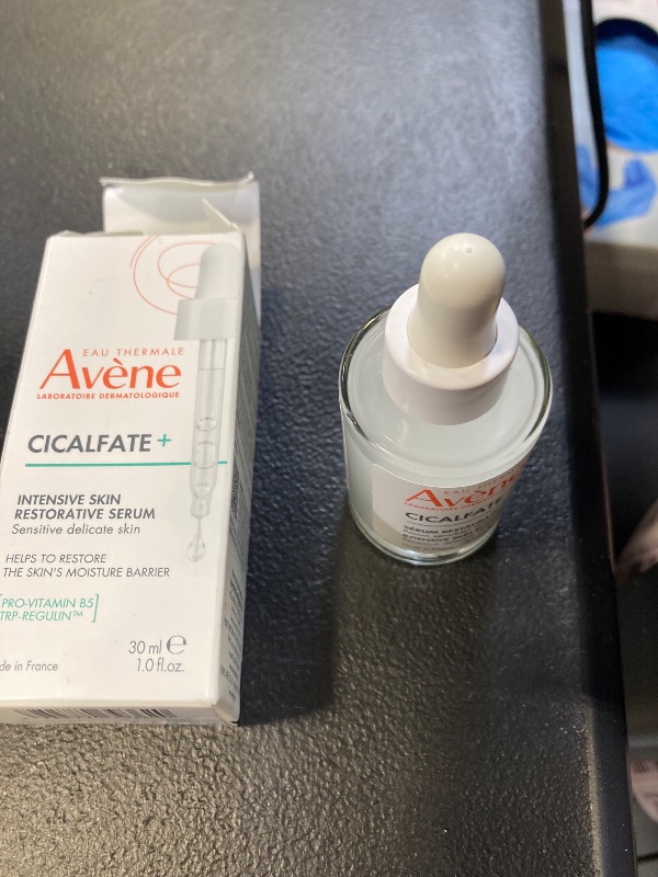 Photo 1 of Avene Cicalfate+ Intensive Skin Restorative Serum, helps restore skin barrier, formulated for sensitive skin 1 Fl Oz exp- 07/2027