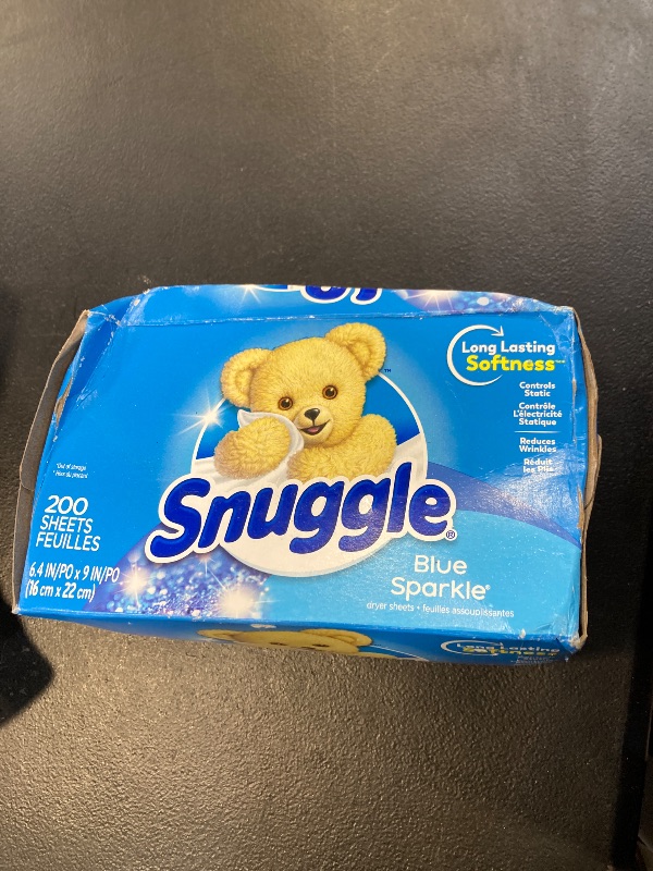 Photo 1 of Snuggle Dryer Sheets, Long Lasting Fresh and Clean Scent, Laundry Fabric Softener, Control Static, Reduce Wrinkles, HE Safe, 200 Count