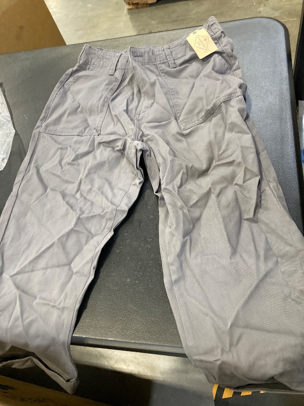 Photo 1 of Women's Grey cargo Pants St Johns Bay ( size 12 P ) 