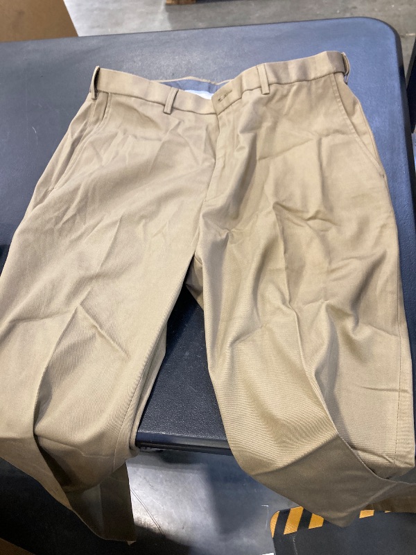 Photo 1 of Haggar Classic Fit Pants Size 36x32 