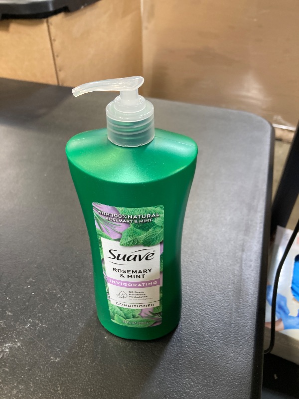 Photo 1 of Suave Professionals Invigorating Conditioner for Dry, Damaged Hair Rosemary and Mint Paraben-free and Dye-free Deep Hair 28 oz