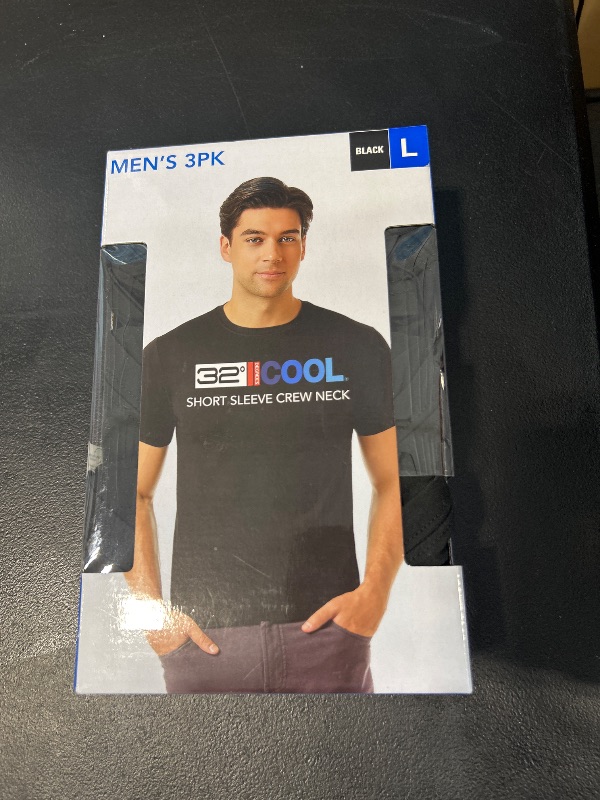 Photo 1 of 32 Degrees Men's Cool Tee, 3-Pack (US, Alpha, Large, Regular, Regular, Black)