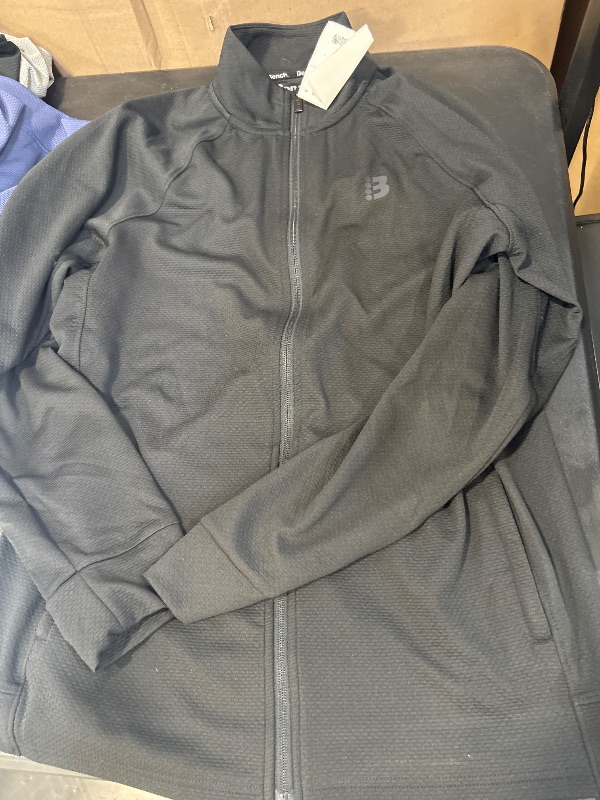 Photo 1 of Bench Urbanwear Jacket Men Medium Black Full Zip Pockets Spell Out Collar