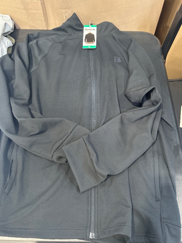 Photo 1 of Bench Urbanwear Jacket Men size xl Black Full Zip Pockets Spell Out Collar size 