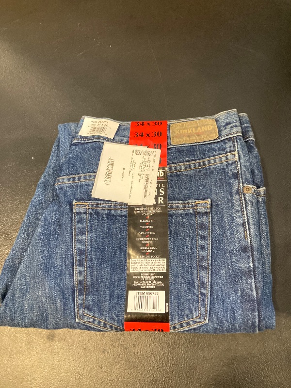 Photo 1 of Kirkland Men's Straight Leg and Relaxed Comfort Fit Jeans 34 X 30/Blue 