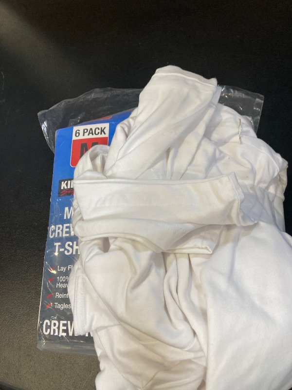 Photo 1 of Men's Kirkland Signature 100% Cotton Crew Neck Undershirt T-Shirt 6 Pack size m 