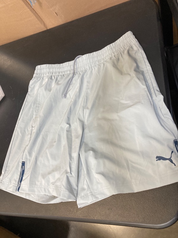 Photo 1 of Mens Active Puma Shorts size Large 