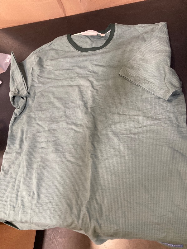 Photo 1 of Mens Scootch and Soda T shirt size Large 
