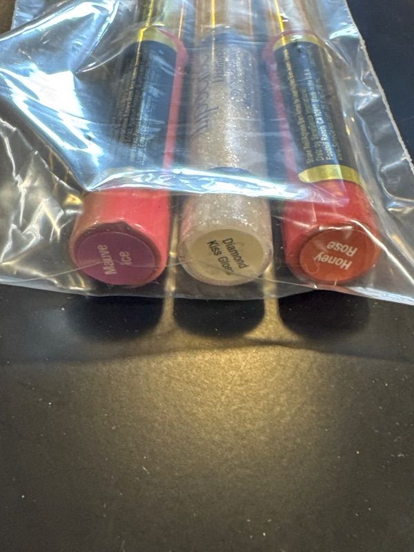 Photo 1 of Pack of 3 LipSense GLOSS - Moisturizing Lip Gloss by Senegence (Random 3 Colors), 
