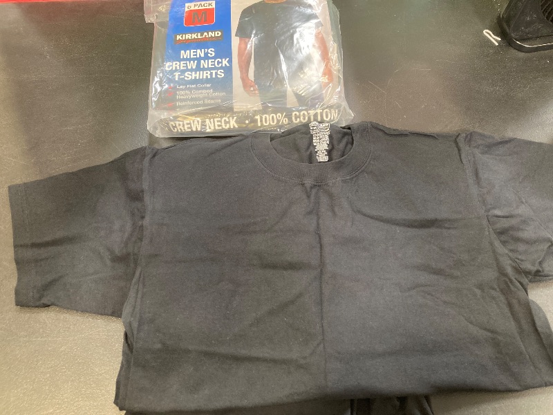 Photo 1 of Kirkland Signature Men's Crew Neck Tee, 6-pack
