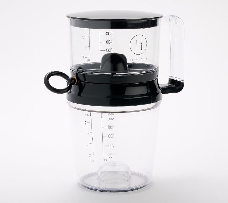 Photo 1 of 3-Cup Rapid Pull Sifter w/Swing Lid & Measuring Cup (Black)
