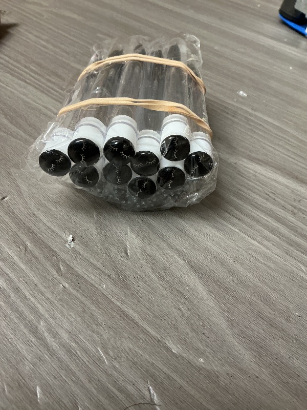 Photo 1 of 90 Pieces Disposable Mascara Brushes Tubes Set 20 Pieces Empty Tubes with 70 Pieces Eyelash Brushes for Eyelash Extension Lash Mascara Wand