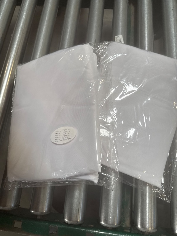 Photo 1 of  Box of Round Table Covers for Wedding Party Dining Banquet (White)