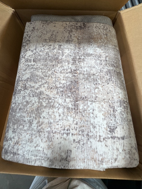 Photo 1 of Large Area Rug  size 9x12.