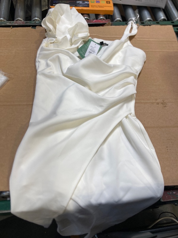 Photo 1 of Sam and Jess Floral Applique Sleeveless Evening Gown, 16, White
