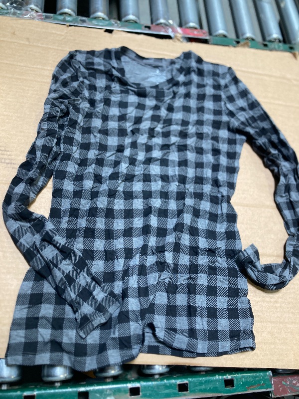 Photo 1 of Cuddle Duds shirt (Size m tall ) 