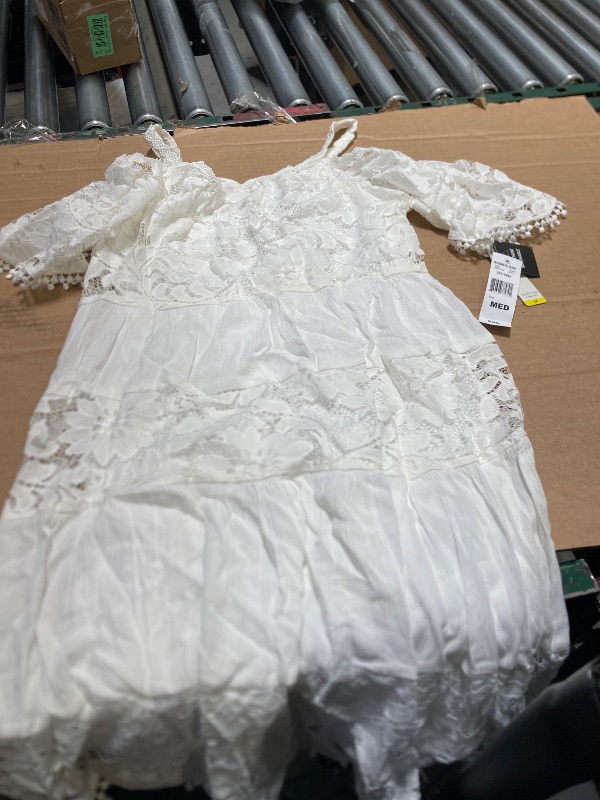 Photo 1 of Robbie Bee Women's Lace Cold-Shoulder Shift Dress - Ivory ( size 89) 