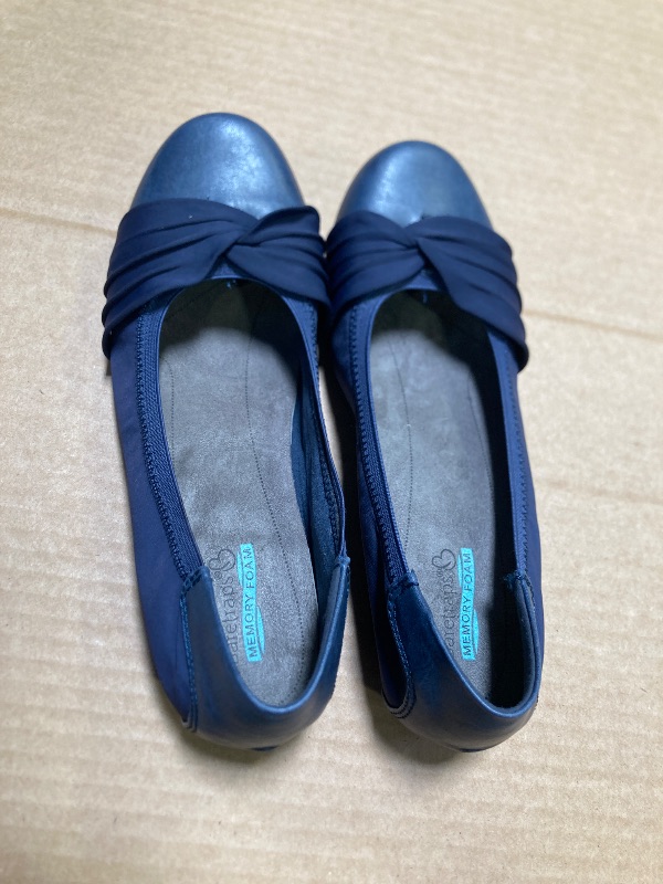 Photo 1 of Baretraps Womens Marcie Slip-On Shoe size 8.5 