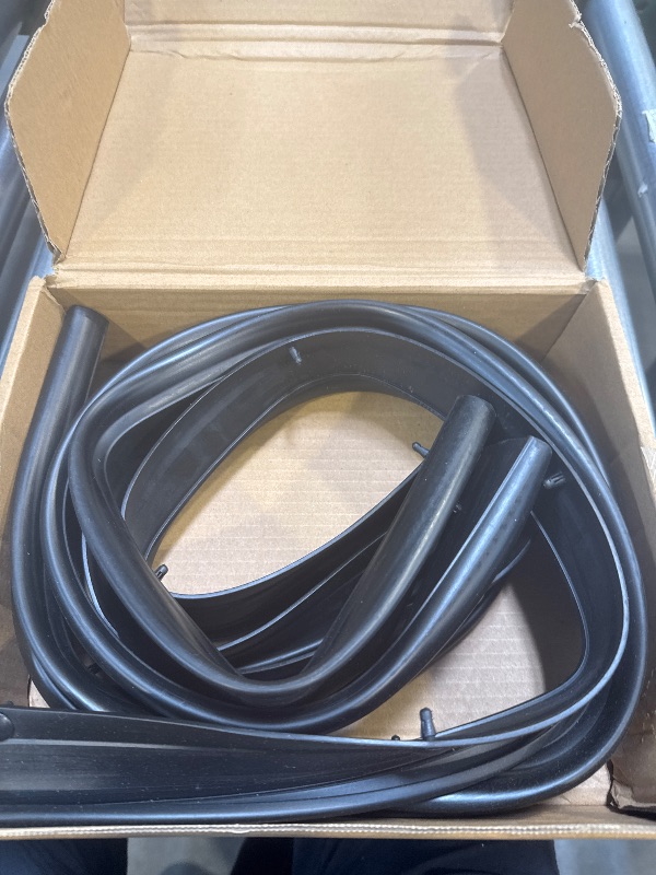 Photo 1 of 4PCS Front & Rear Lower Door Rubber Weather Strip Seal Compatible with 1999-2016 Ford F250 F350 F450 F550 Super Duty 2000-2005 Excursion Replace# F81Z-2520758-AA 1C3Z-26253A24-A