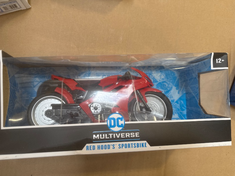 Photo 1 of McFarlane Toys - DC Multiverse Red Hood's Sportsbike (Red Hood: Outlaw) Vehicle
