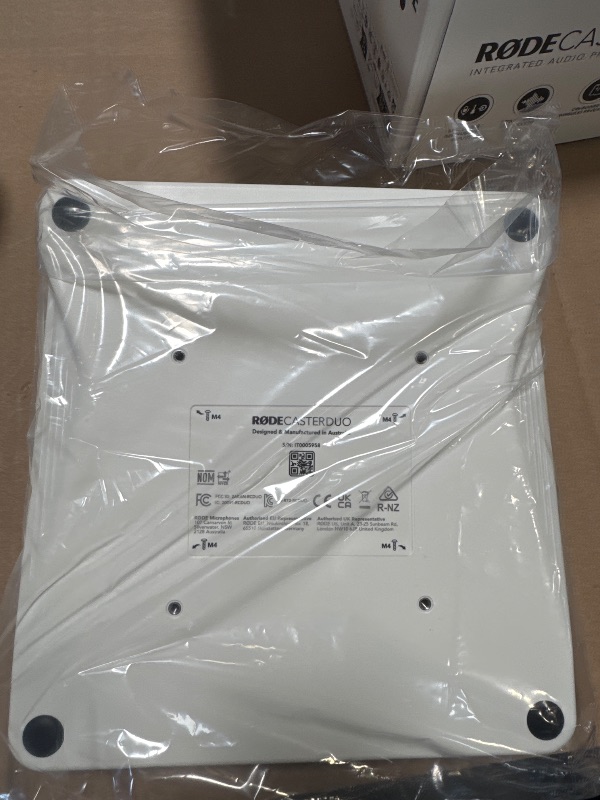 Photo 1 of RØDE RØDECaster Duo Compact All-in-One Audio Production Solution for Podcasting, Streaming, Music Production and Content Creation (White)