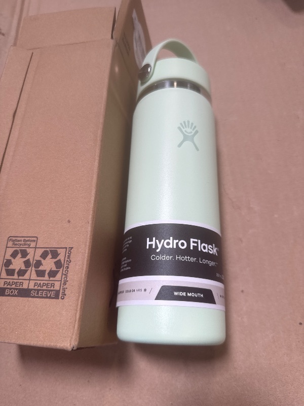 Photo 1 of Hydro Flask 20 Oz Wide Flex Cap Aloe