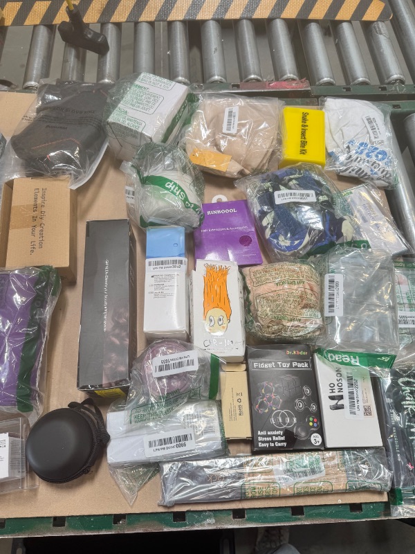Photo 1 of Small Box Lot of Miscellaneous Items/Final Sale 