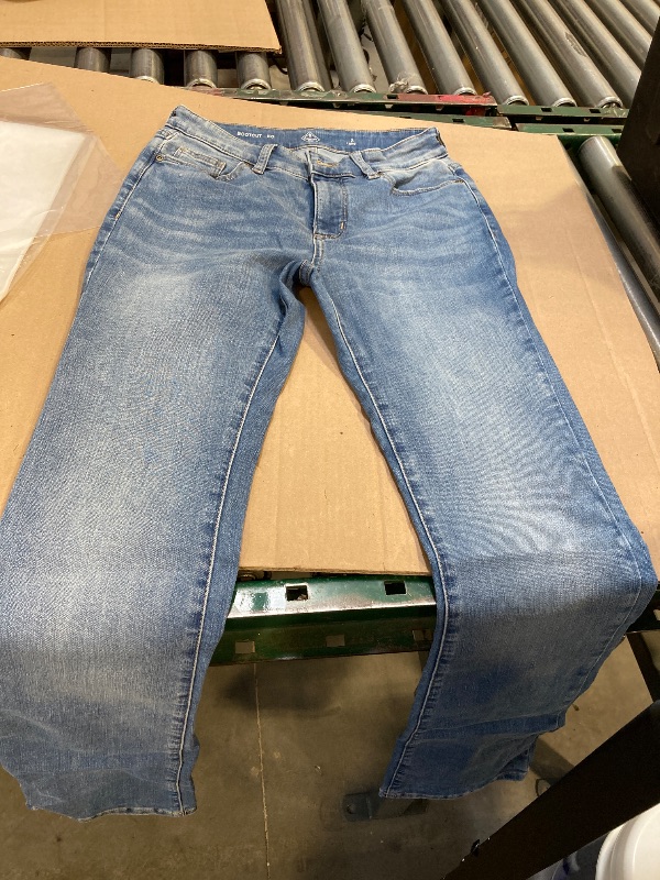 Photo 1 of St. John's Bay Womens Mid Rise Secretly Slender bootcut ( size 2 long ) 