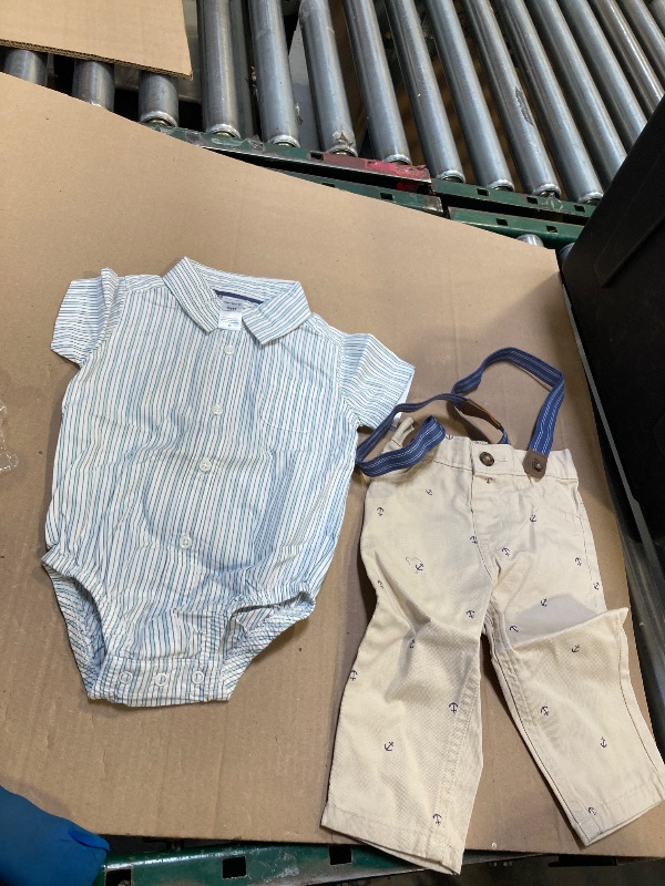 Photo 1 of Carters baby boy outfit ( size 9M ) 
