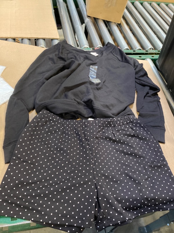 Photo 1 of Ambrielle sleepwear set size small 