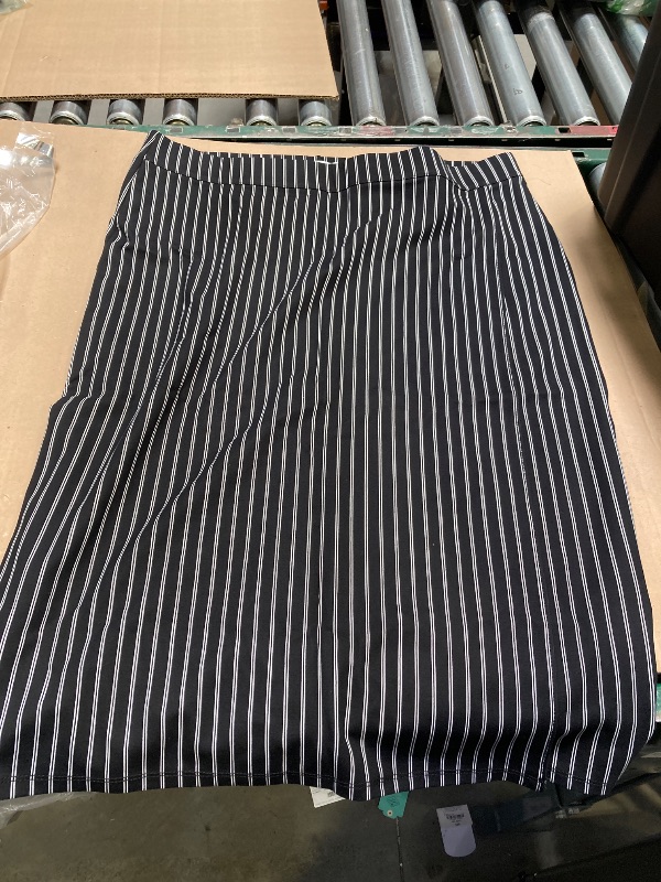 Photo 1 of Liz Claiborne Skirt ( size xxl ) 
