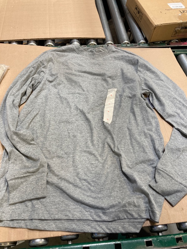 Photo 1 of 
Unisex Long Sleeve Core Cotton Tee size small 