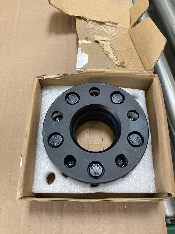 Photo 1 of ROADFAR 5 Lug Hubcentric Wheel spacers 20mm Thick 5x4.75 5X120.65mm 12x1.5 Studs 70.3mm Compatible with 1979-1985 for Riviera 1984-2013 for Corvette 2PCS