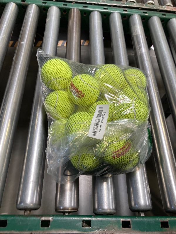 Photo 1 of Tourna Mesh Carry Bag of 18 Tennis Balls