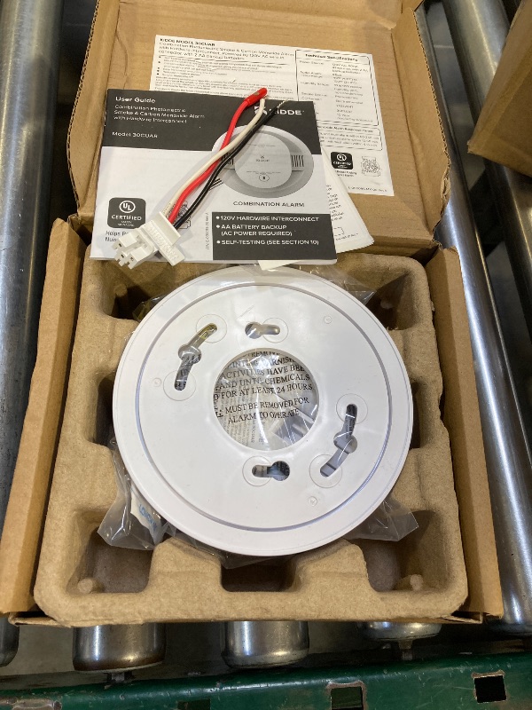 Photo 1 of Kidde Hardwired Smoke & Carbon Monoxide Detector, AA Battery Backup Smoke Alarm, Interconnectable, LED Warning Light Indicators, Meets New UL Standard