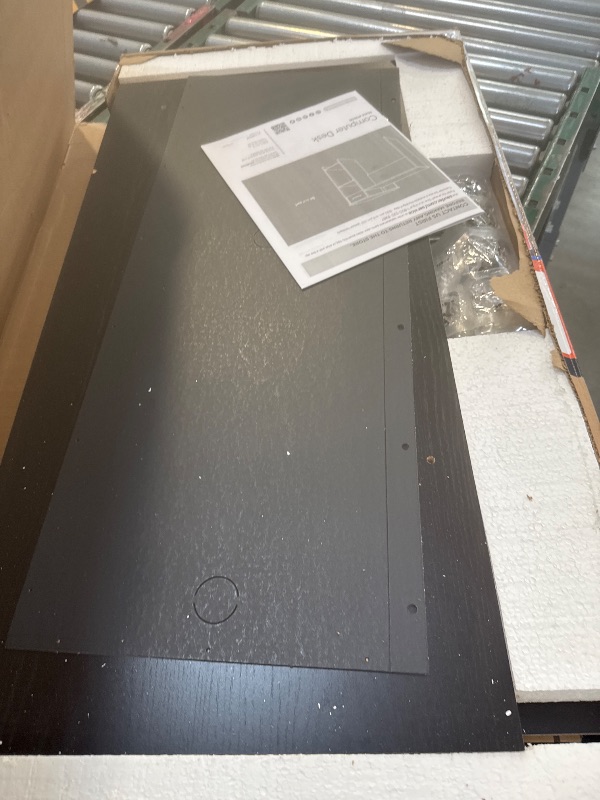 Photo 1 of Mainstays Student Desk, Black