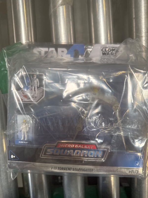 Photo 1 of STAR WARS Micro Galaxy Squadron V-19 Torrent Starfighter - 5-Inch Vehicle with Folding Wings and Tail Fin Plus 1-Inch Micro Figure Accessory