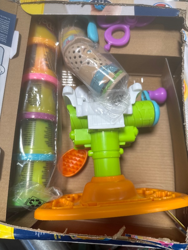Photo 1 of Play-Doh Buzz 'n Cut Fuzzy Pumper Barber Shop Set, Electric Buzzer, 5 Colors of 2-Ounce Cans, Preschool Toys, Christmas Gifts Girls & Boys, Ages 3+ (Amazon Exclusive)