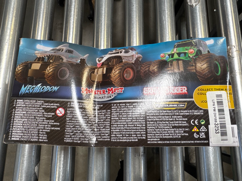 Photo 1 of Monster Jam, Official Grave Digger Remote Control Monster Truck, 1:24 Scale, 2.4 GHz, Kids Toys for Boys and Girls Ages 4 and up