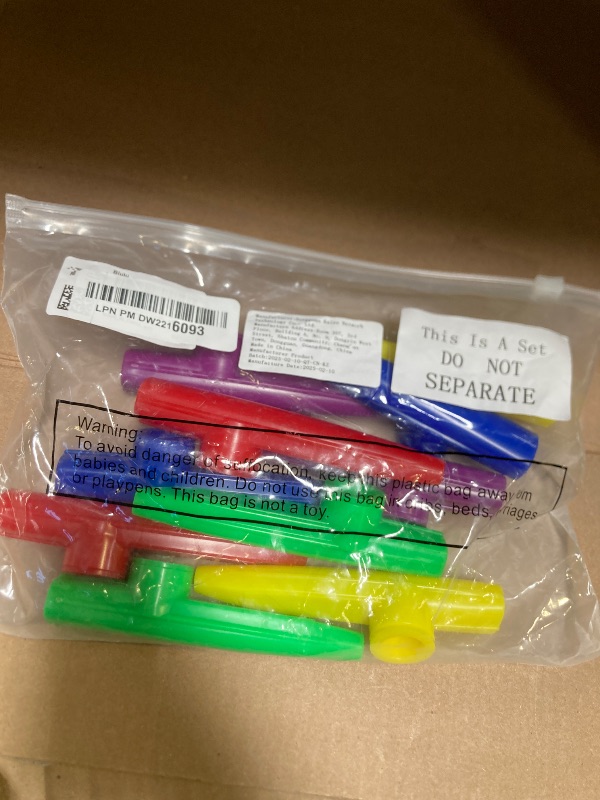 Photo 1 of Plastic Kazoos Musical Instruments with Kazoo Flute Diaphragms for Gift, Prize and Party Favors, 5 Colors (10 Pieces)