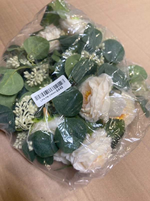 Photo 1 of Artificial Flowers  for Home Decoration