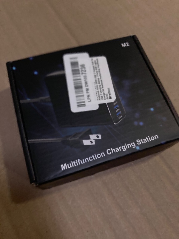 Photo 1 of Aluminum Alloy 260W USB C Charger GaN Fast USB C Charging Station 7 Ports 65W Laptop Charger for MacBook Pro/Air/iPad Pro/iPhone (Grey)
