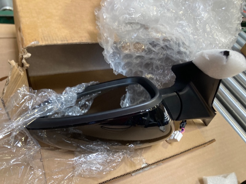 Photo 1 of Lqito Right Passenger side Mirror Fits 2018-2022 Honda Accord With Power Glass, Heated, Blind Spot Detection,Turn Signal and Manual Folding Match to Crystal Black Pearl Replace HO1321330 8Pins