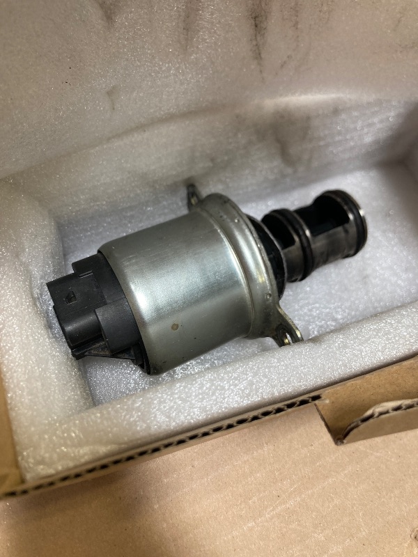 Photo 1 of NOVAPARTS Egr Valve 6.0 Powerstroke for Ford F-250 F-350 F-450 F-550 Super Duty E-350 E-450 Excursion 2003 2004 2005 Egr Valve Ford 6.0 Diesel EGV1034 4C3Z9F452A 4C3Z-9F452-A