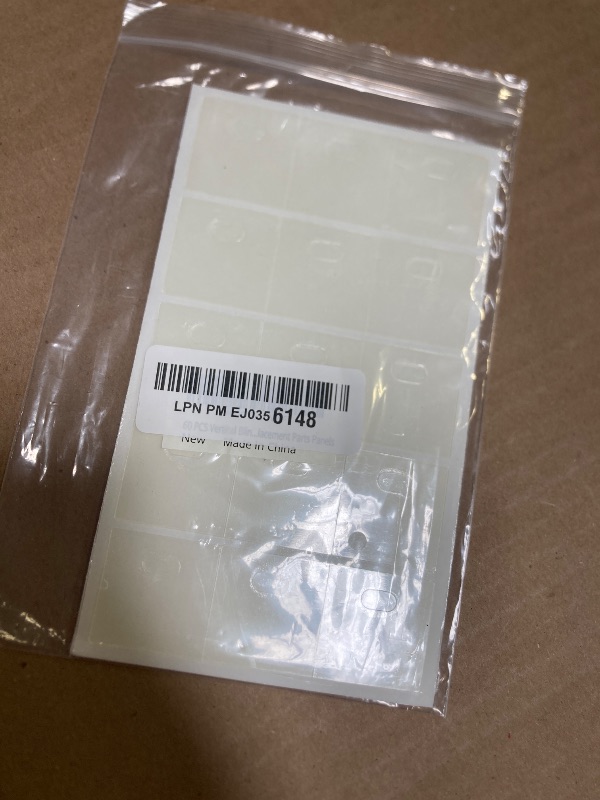 Photo 1 of 60 PCS Vertical Blind Repair Tabs Kit Clear Fixer Verticle Blinds Snap in Replacement Slats Parts Panels