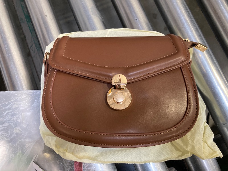 Photo 1 of LinYooLi Genuine Leather Women's Crossbody Bag Vintage Winter Solid Color Messenger Bag Fashion Saddle Shoulder Bags Clothing Accesories