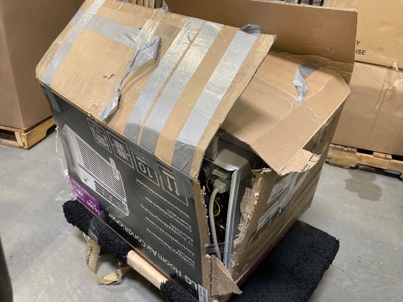 Photo 1 of  LG LW1424RD, 14000 BTU, White 14,000 Window Air Conditioner, 115V, 700 Sq.Ft. (25' x 28' Room Size), Quiet Operation, Electronic Control with Remote, 3 Cooling & Fan Speeds, Auto Restart 